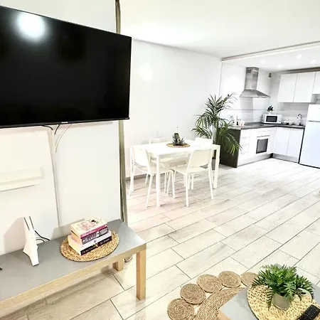 Appartement Sur Y Sol Junto Al Mar By Deihu Experiences